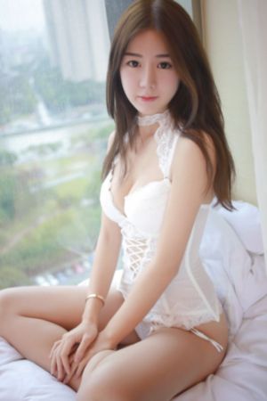 一边摸上面一边添下面的电视热勾